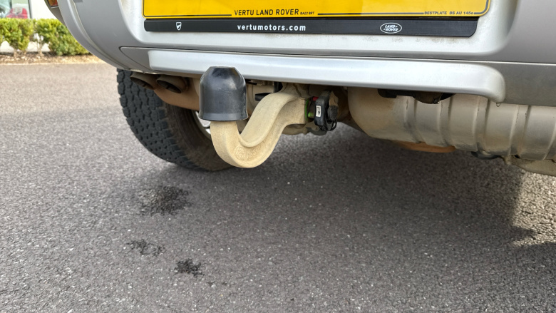 Land Rover Defender 90 Diesel 3.0 D200 Hard Top Auto